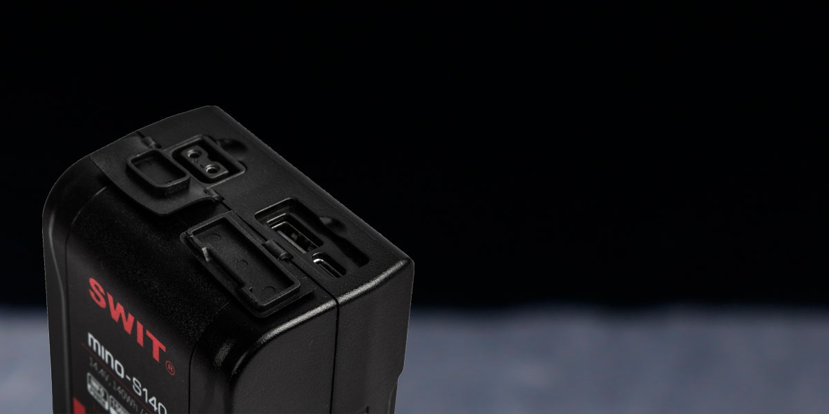 Pin SWIT MINO-S140 hỗ trợ sạc USB-C PD 48W