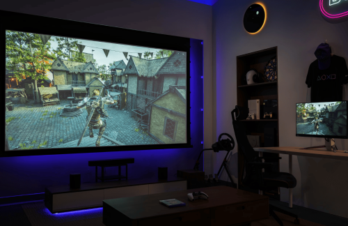 Phòng game đỉnh cao với máy chiếu siêu gần LG, màn chiếu Grandview và dàn loa Arcoustic